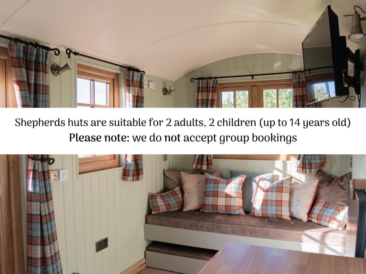 Glamping At South Lytchett Manor Hotel Poole Bagian luar foto