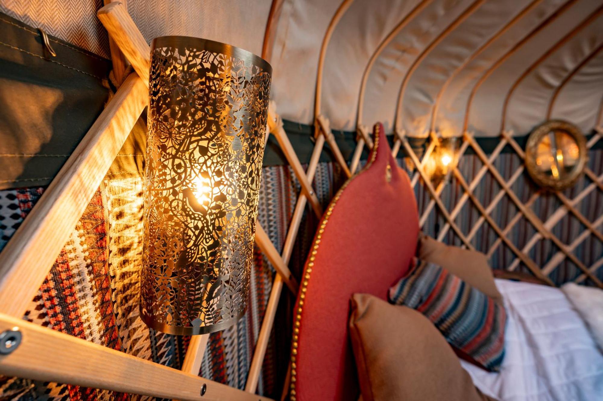 Glamping At South Lytchett Manor Hotel Poole Bagian luar foto