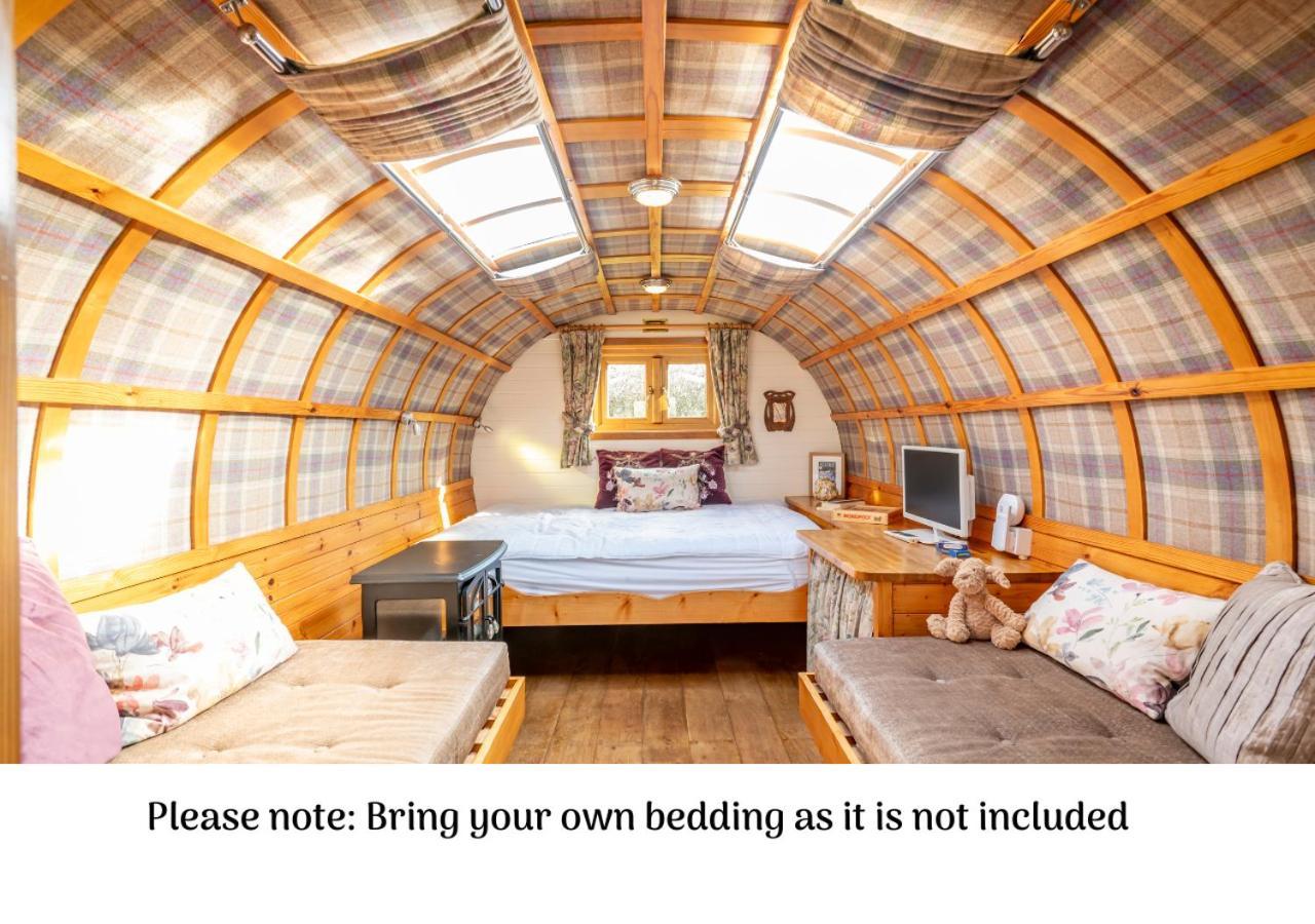 Glamping At South Lytchett Manor Hotel Poole Bagian luar foto