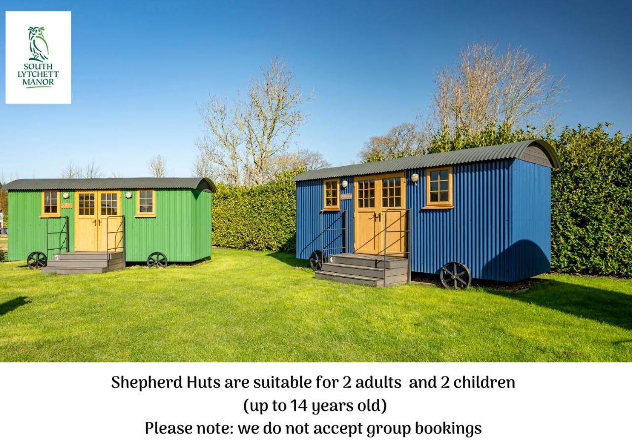 Glamping At South Lytchett Manor Hotel Poole Bagian luar foto